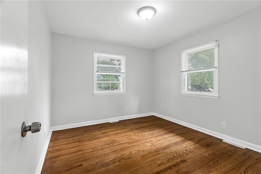 3604 S Adams Avenue — photo 17