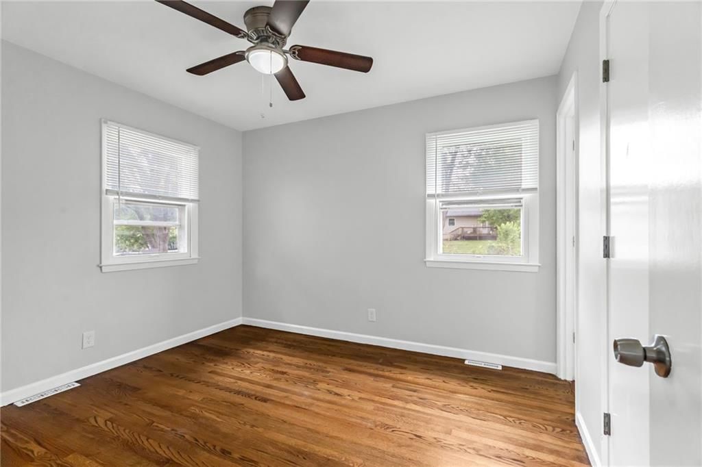 3604 S Adams Avenue — photo 19