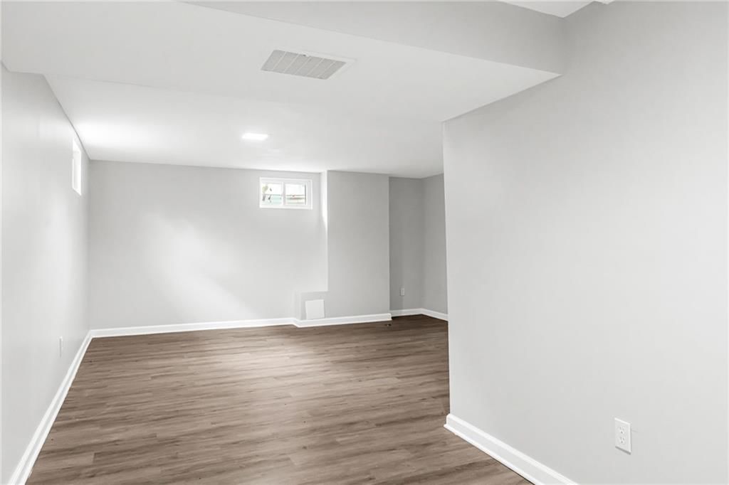 3604 S Adams Avenue — photo 23