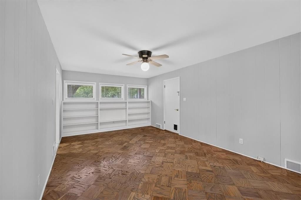 8209 Beverly Street — photo 8