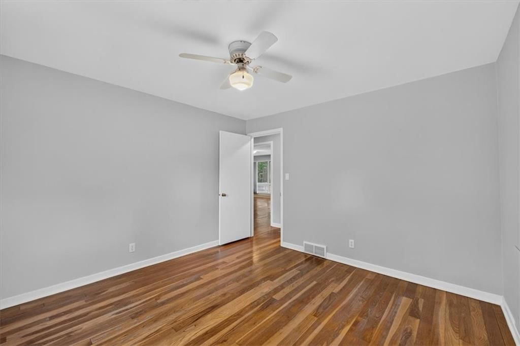 8209 Beverly Street — photo 23