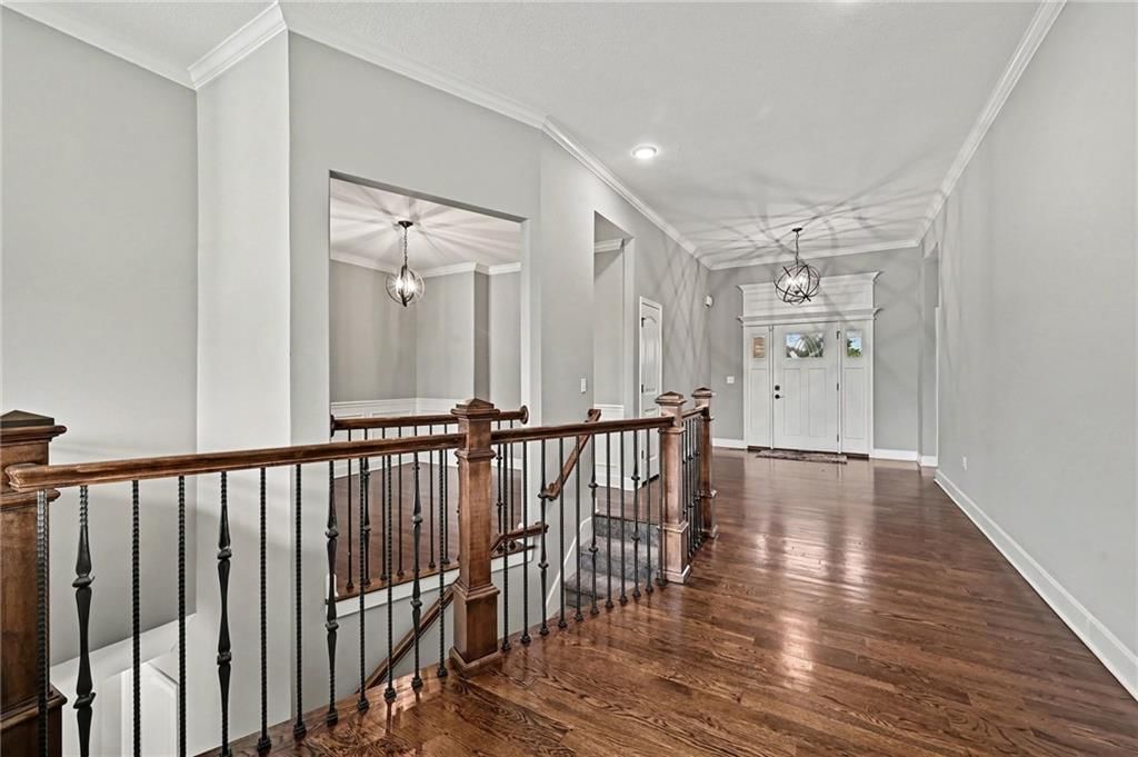 9000 N Seymour Avenue — photo 2