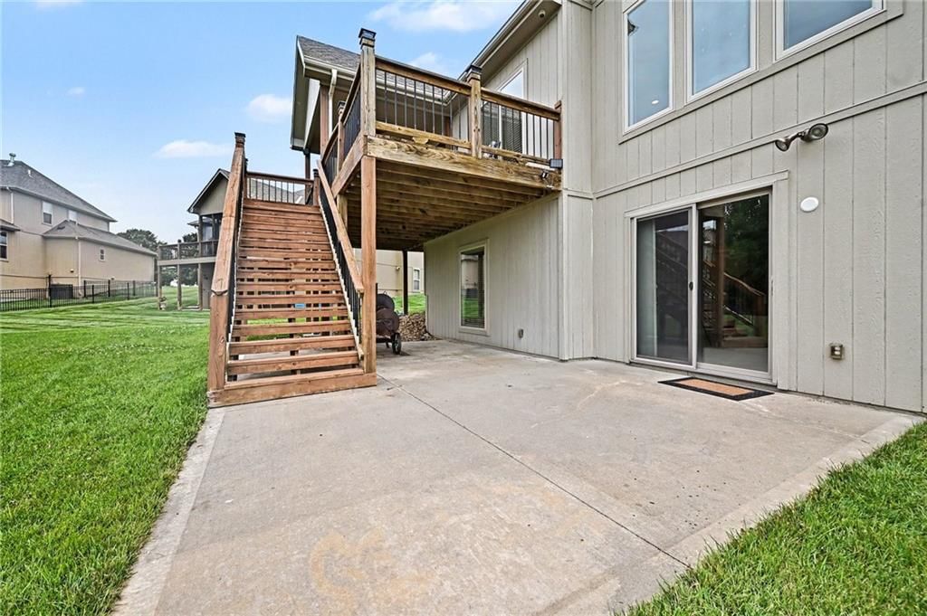 9000 N Seymour Avenue — photo 21