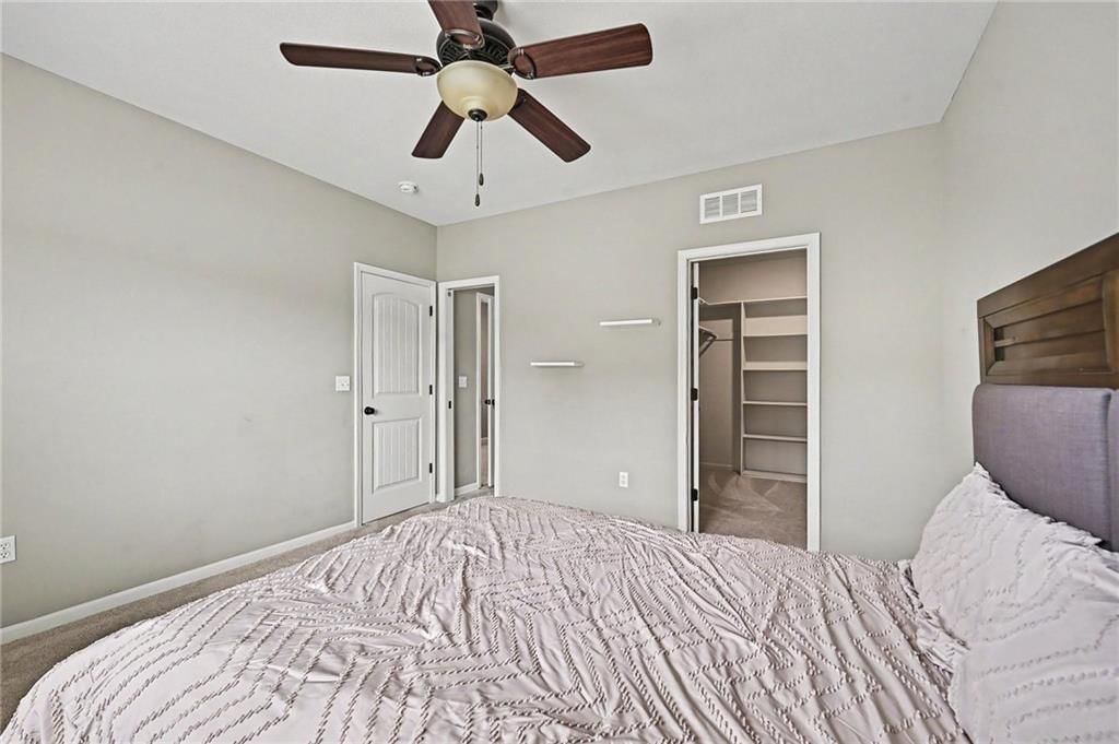 9000 N Seymour Avenue — photo 26