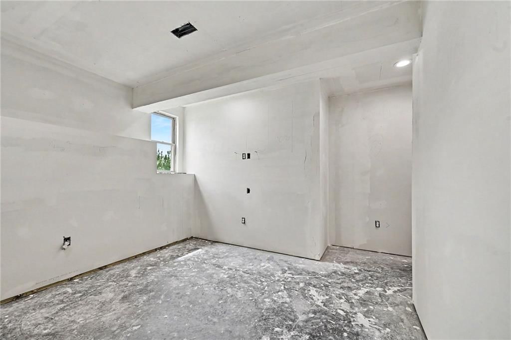 9000 N Seymour Avenue — photo 30