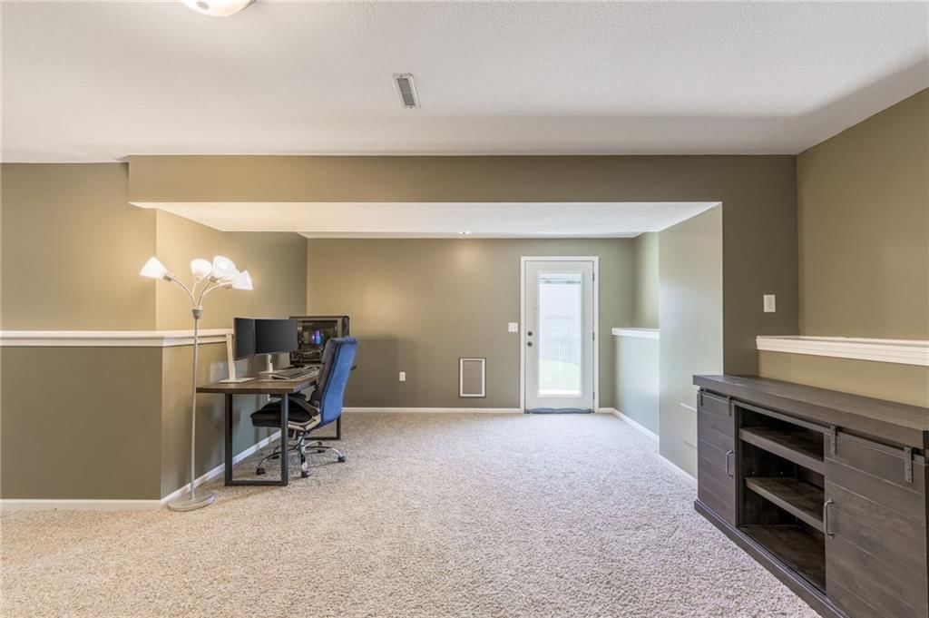 14609 N Derby Road — photo 37