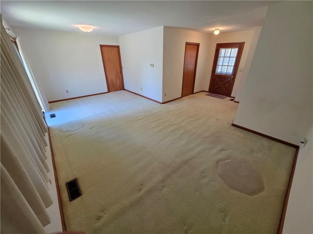 919 W Beech Street — photo 5