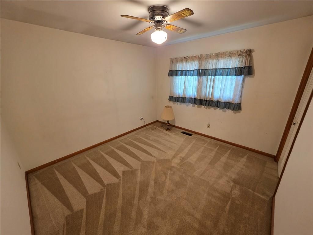919 W Beech Street — photo 23