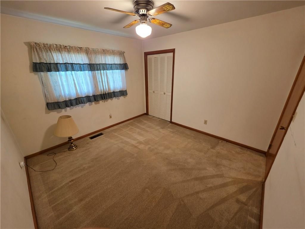 919 W Beech Street — photo 24
