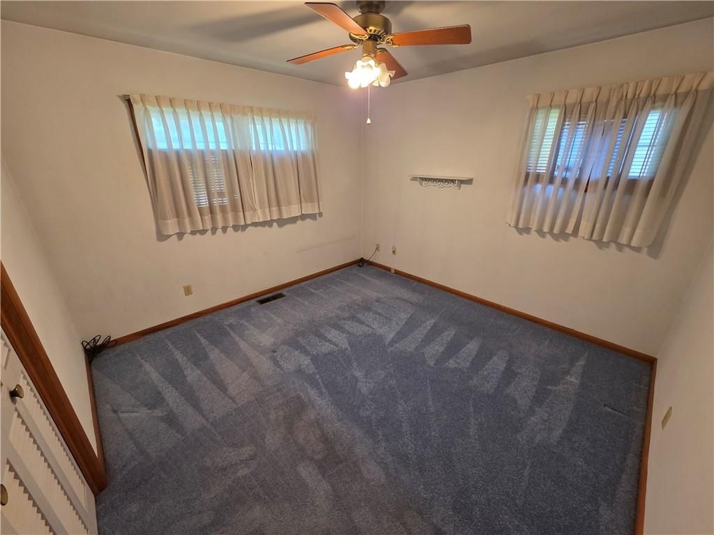 919 W Beech Street — photo 28