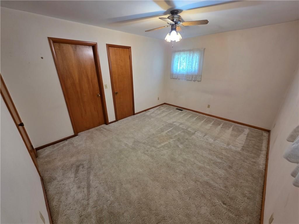 919 W Beech Street — photo 40