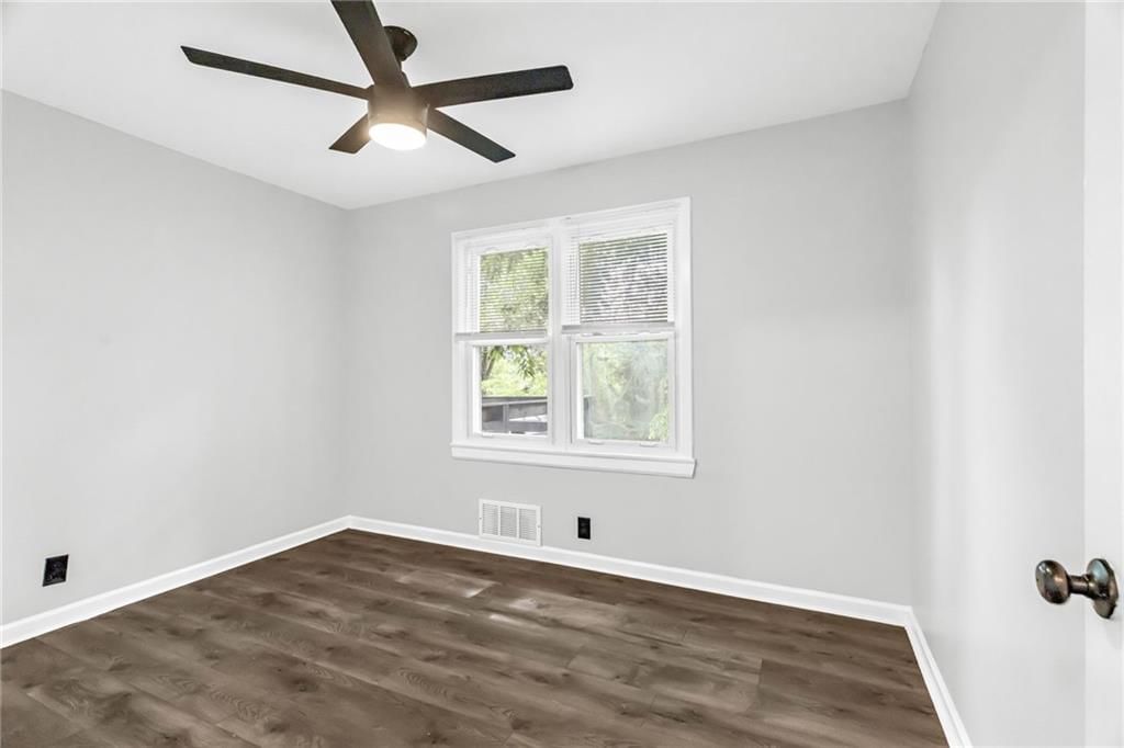 8849 N Locust Street — photo 18