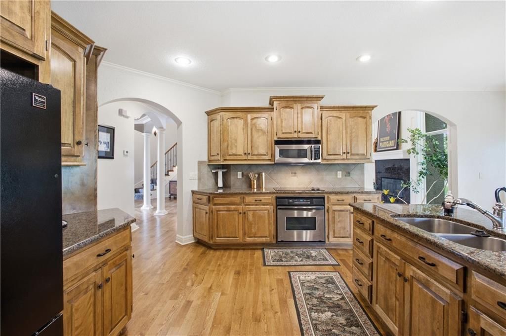 10312 N Revere Avenue — photo 16