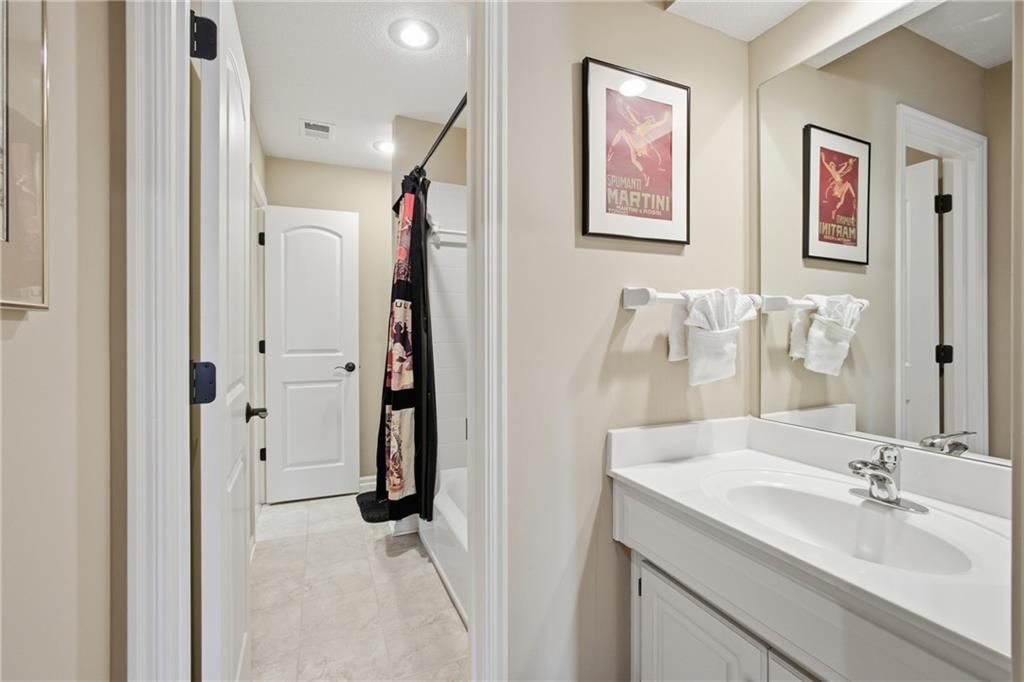 10312 N Revere Avenue — photo 37