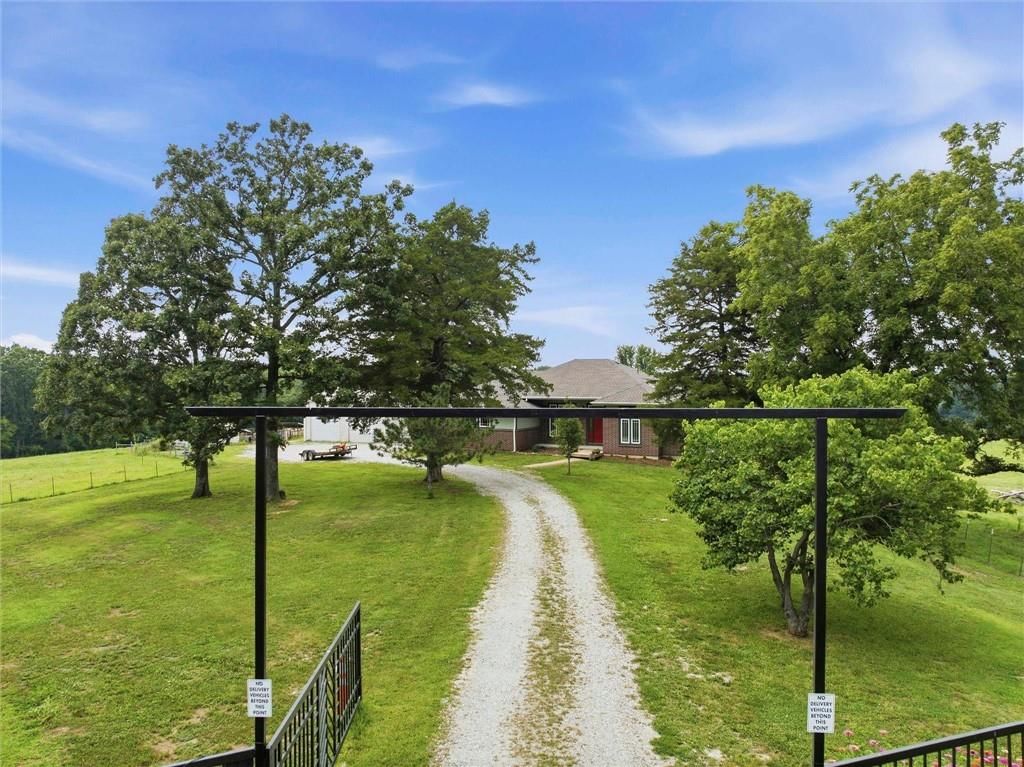21734 Loring Road — photo 4