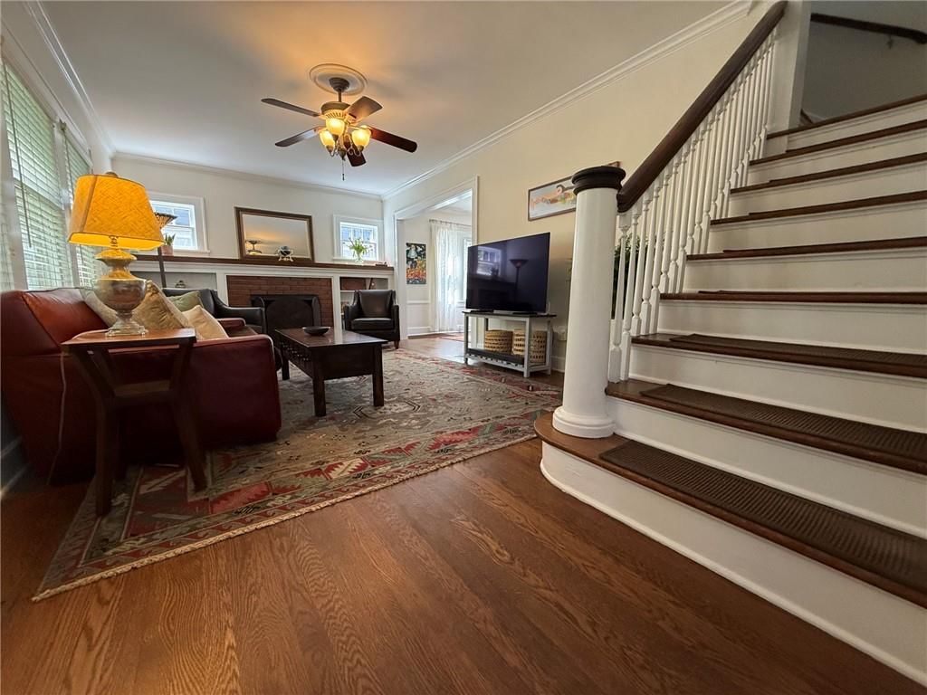 450 W 62nd Terrace — photo 4