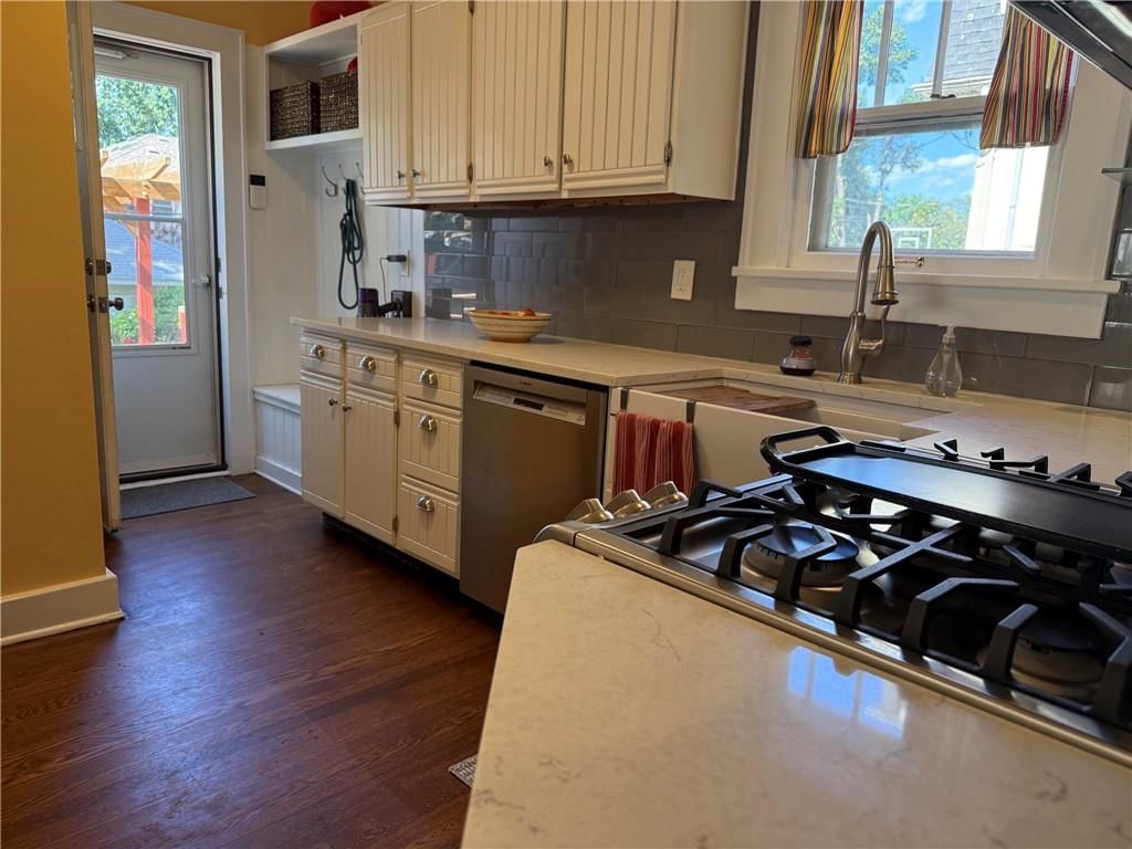 450 W 62nd Terrace — photo 10