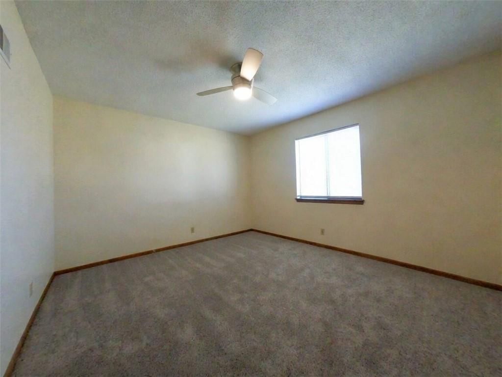 304 N Rice Street — photo 13