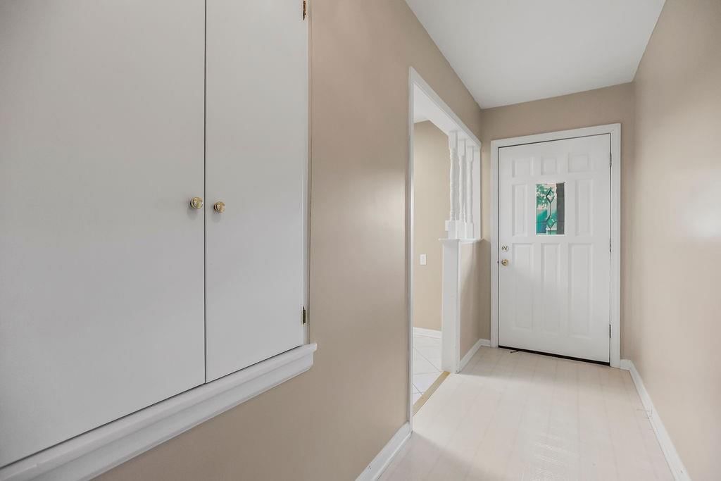 5414 W 72nd Terrace — photo 4