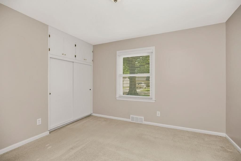 5414 W 72nd Terrace — photo 15