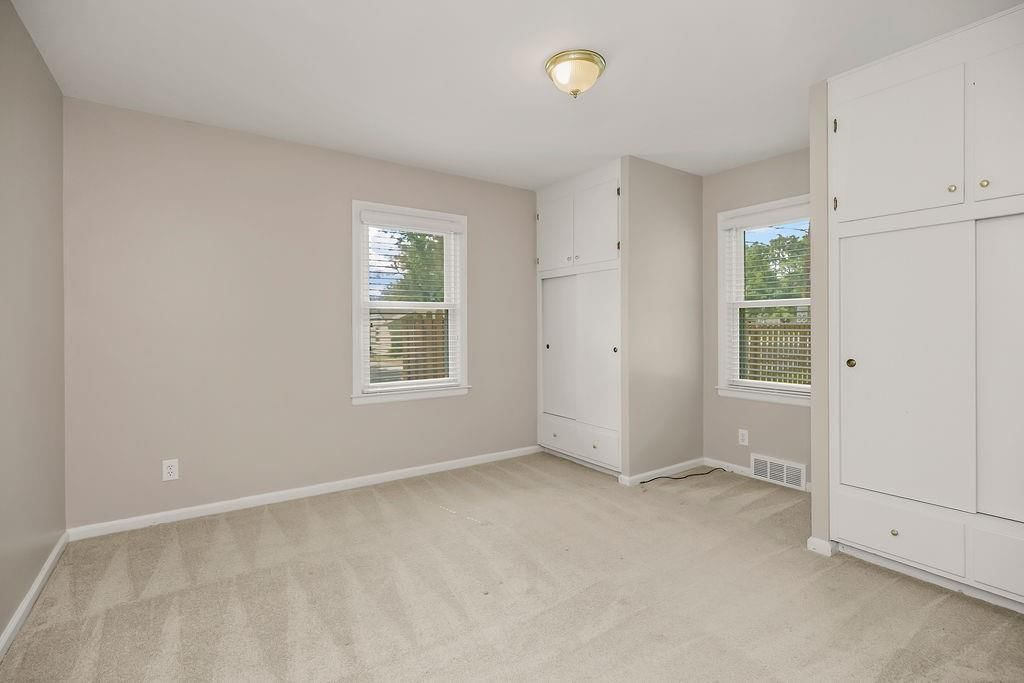 5414 W 72nd Terrace — photo 17