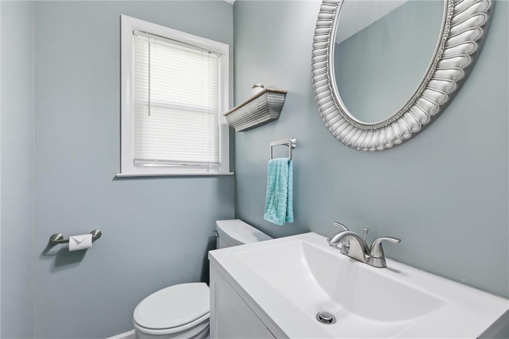 618 E 110th Street — photo 15