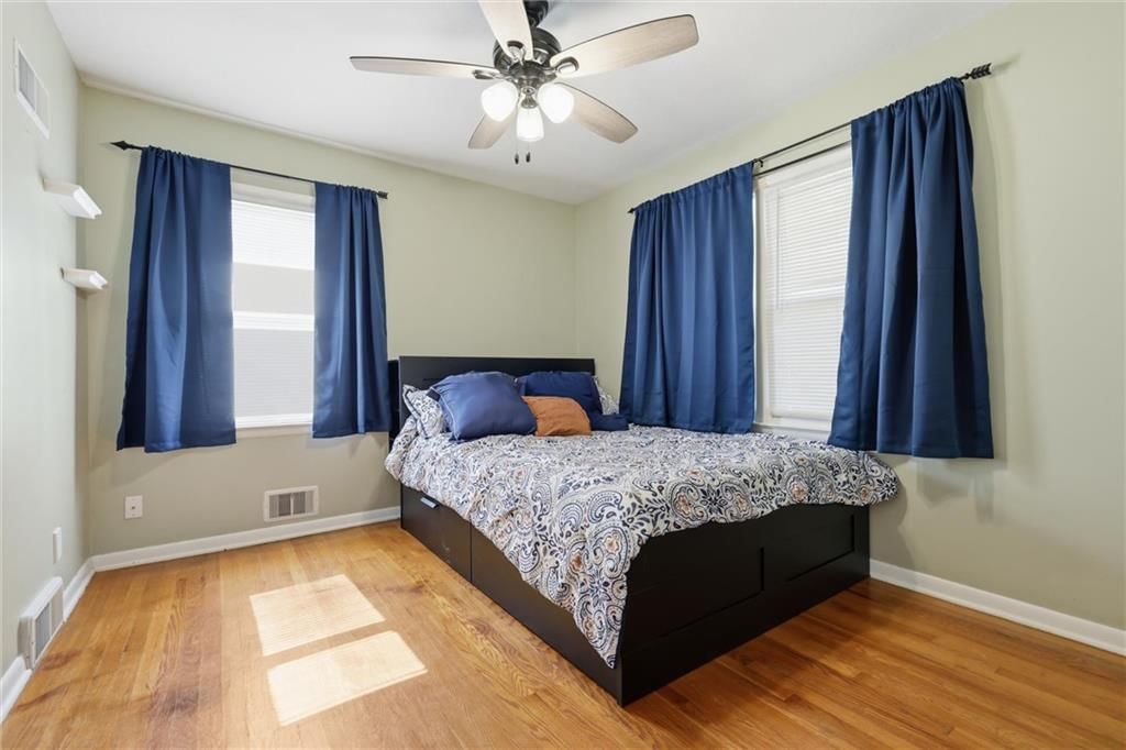618 E 110th Street — photo 16