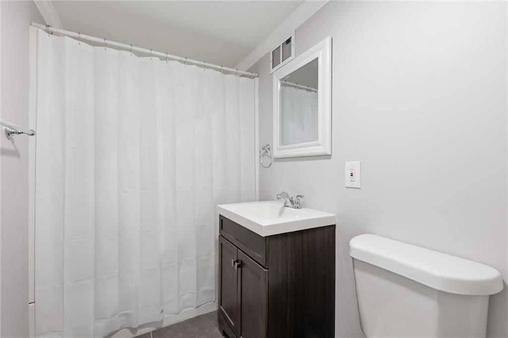 618 E 110th Street — photo 21