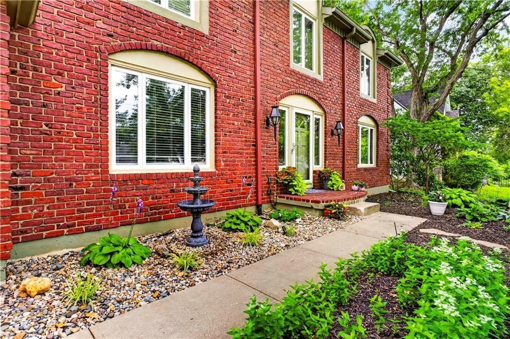 304 NW Aspen Street — photo 5