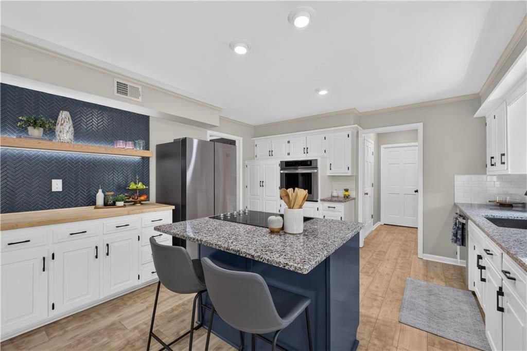 304 NW Aspen Street — photo 19