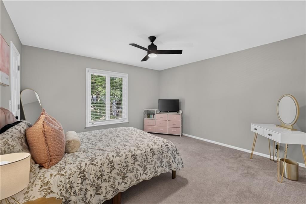 304 NW Aspen Street — photo 40