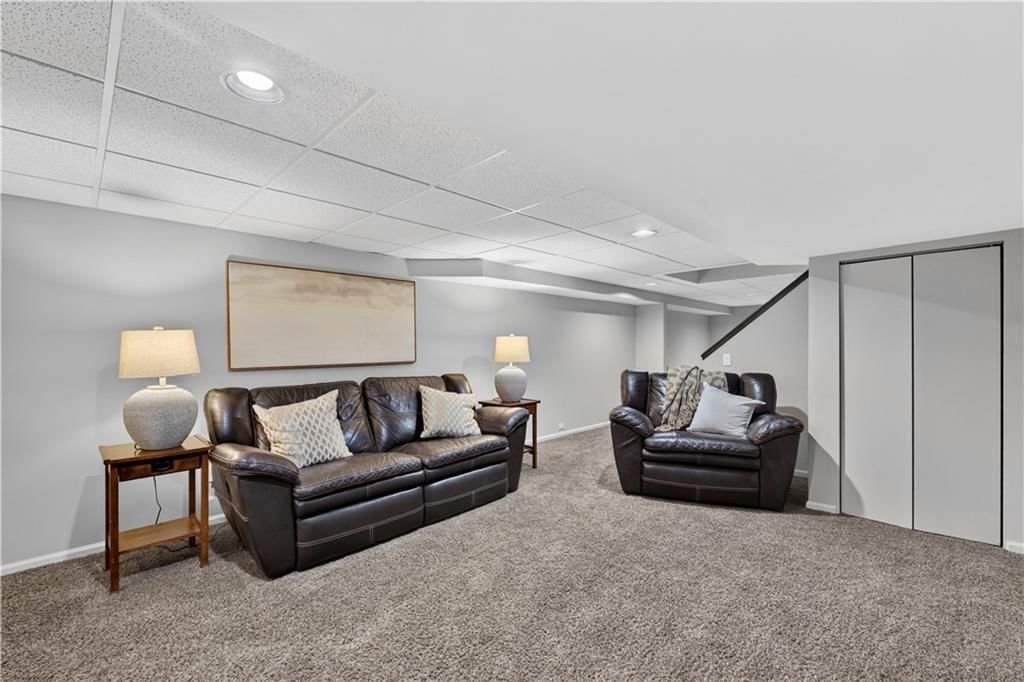 304 NW Aspen Street — photo 49