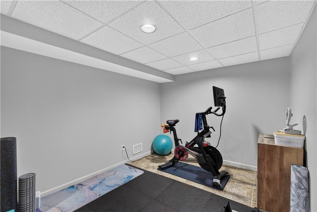 304 NW Aspen Street — photo 51