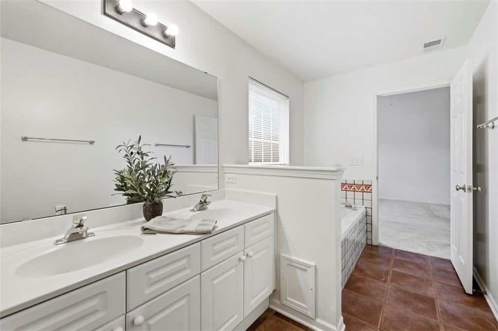 21115 W 118th Terrace — photo 34