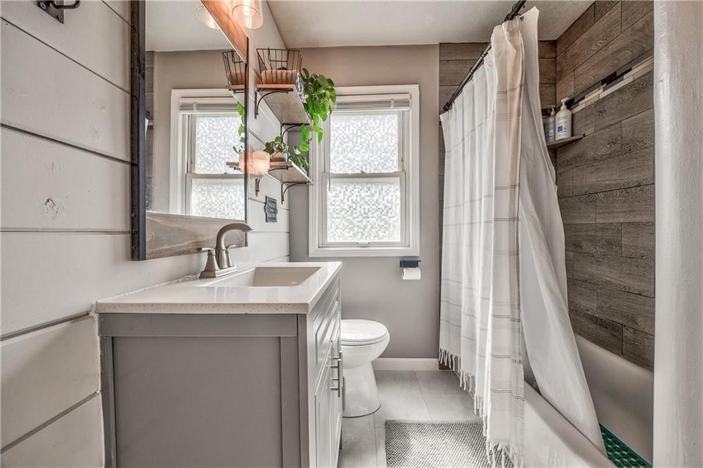 1176 E 77th Terrace — photo 13