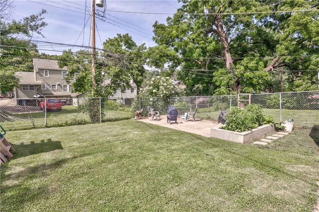 1176 E 77th Terrace — photo 26