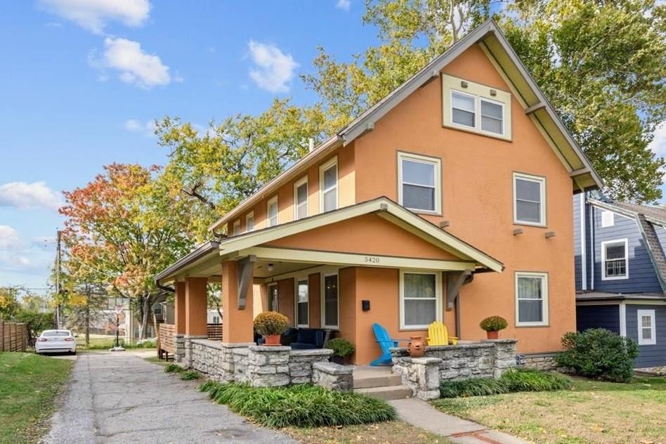 5420 Tracy Avenue, Kansas City, MO