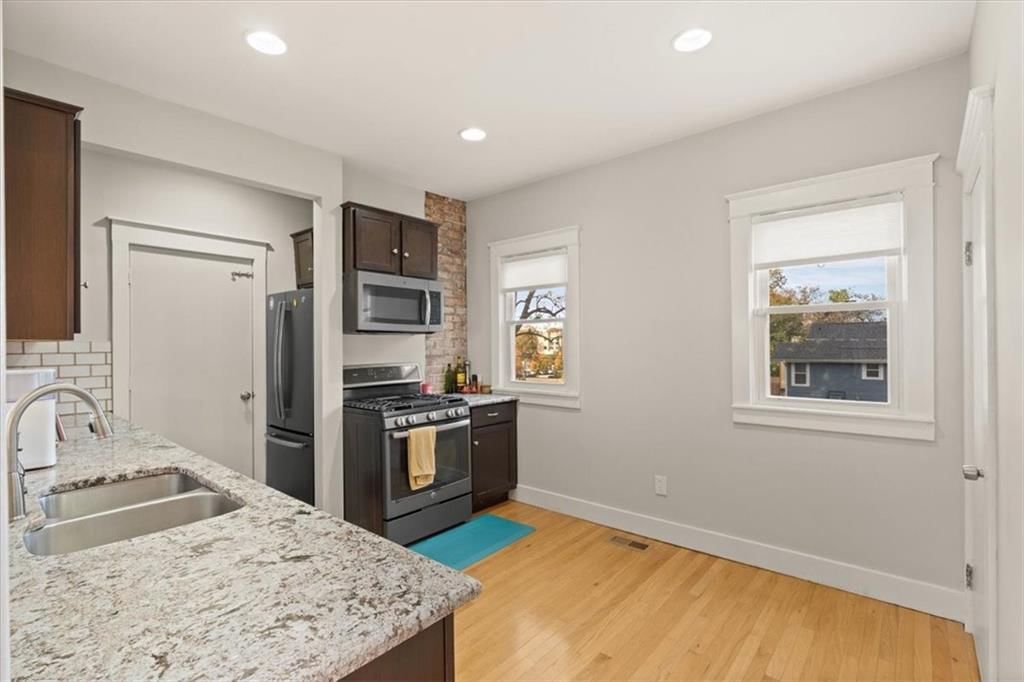 5420 Tracy Avenue — photo 14
