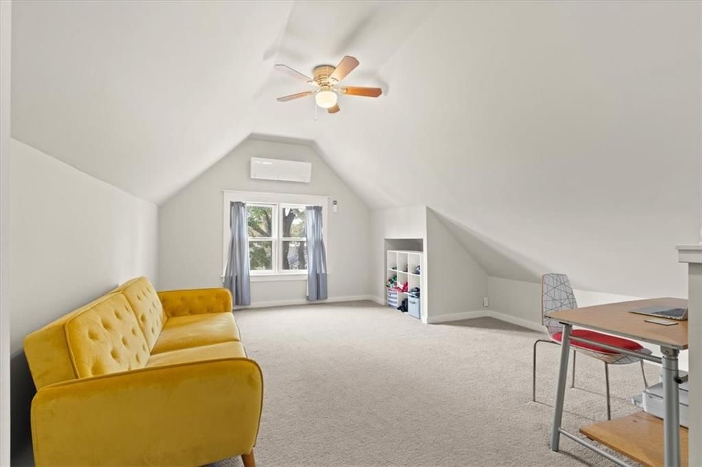 5420 Tracy Avenue — photo 25