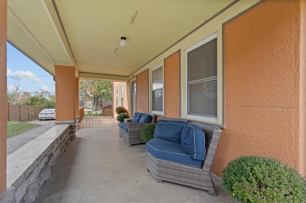 5420 Tracy Avenue — photo 33