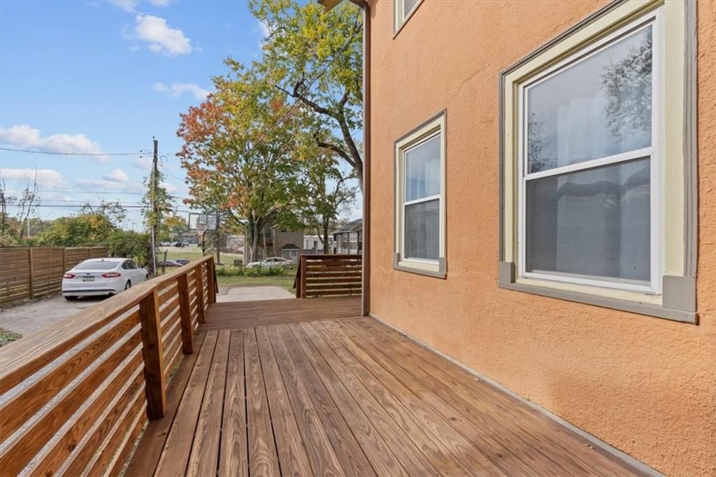5420 Tracy Avenue — photo 34