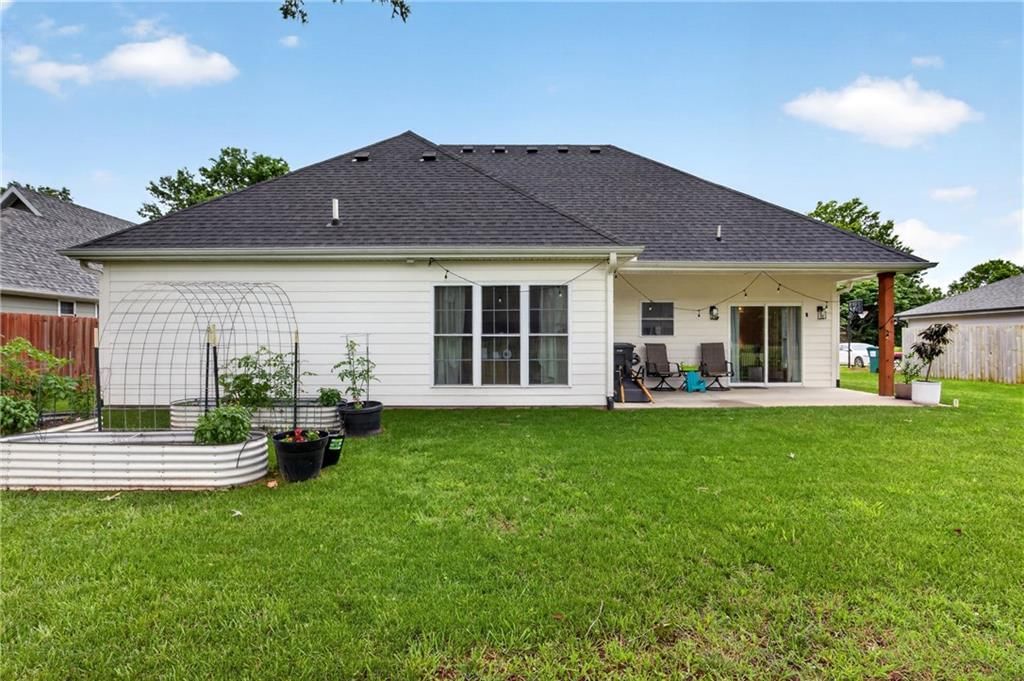 1205 Lakewood Drive — photo 22