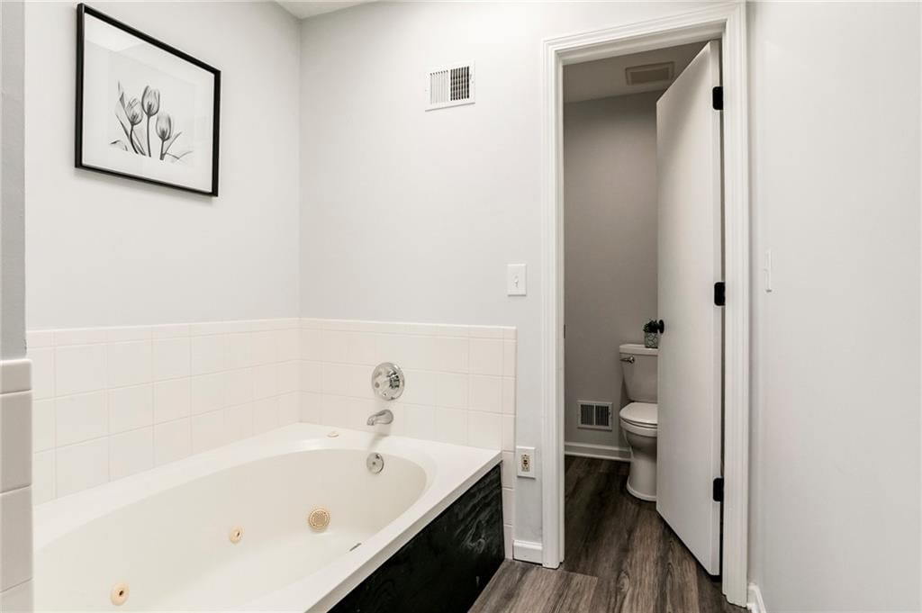 824 S Elk Lane — photo 16