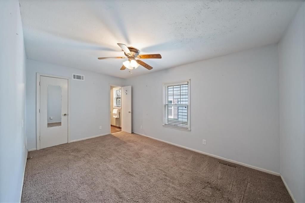 4933 Booth Street — photo 17