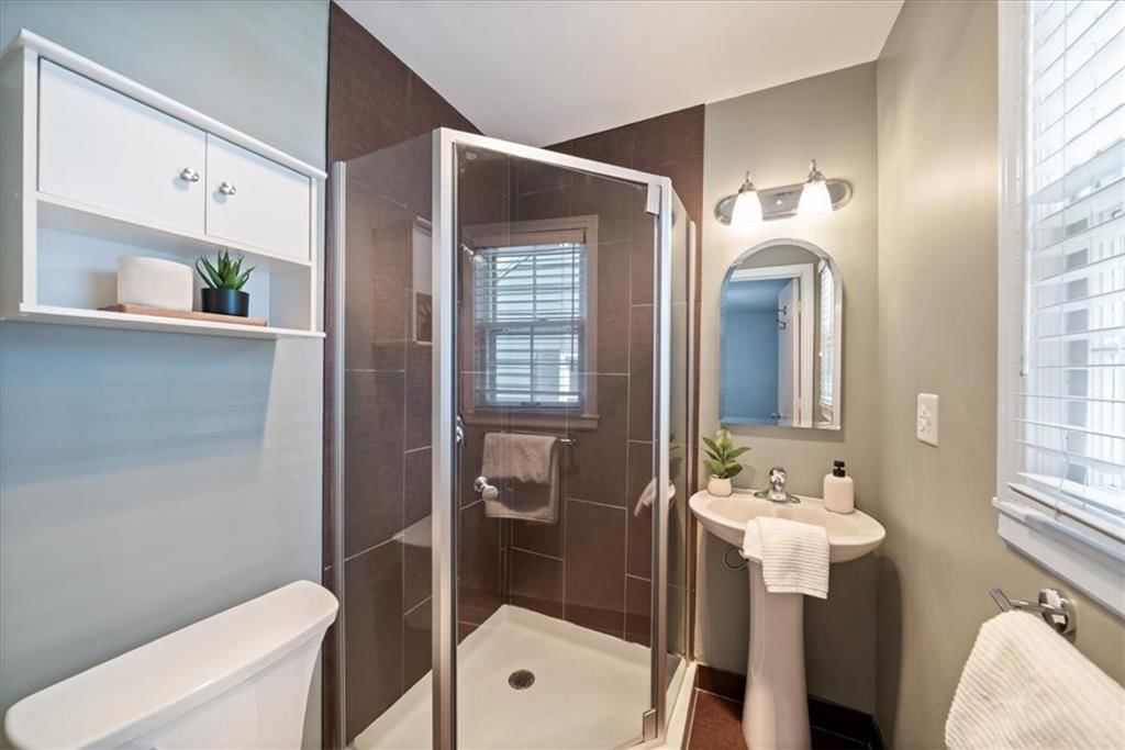 4933 Booth Street — photo 18