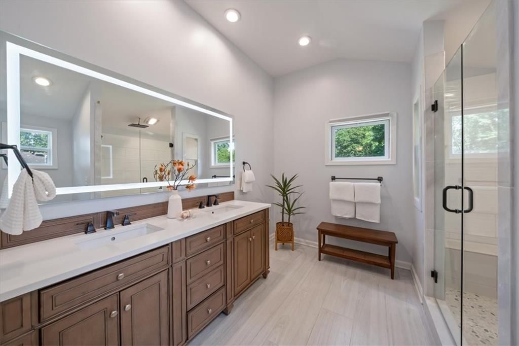 4933 Booth Street — photo 20
