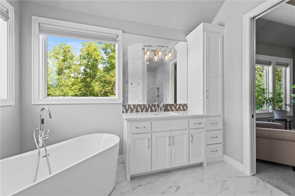 21510 W 45th Terrace — photo 33