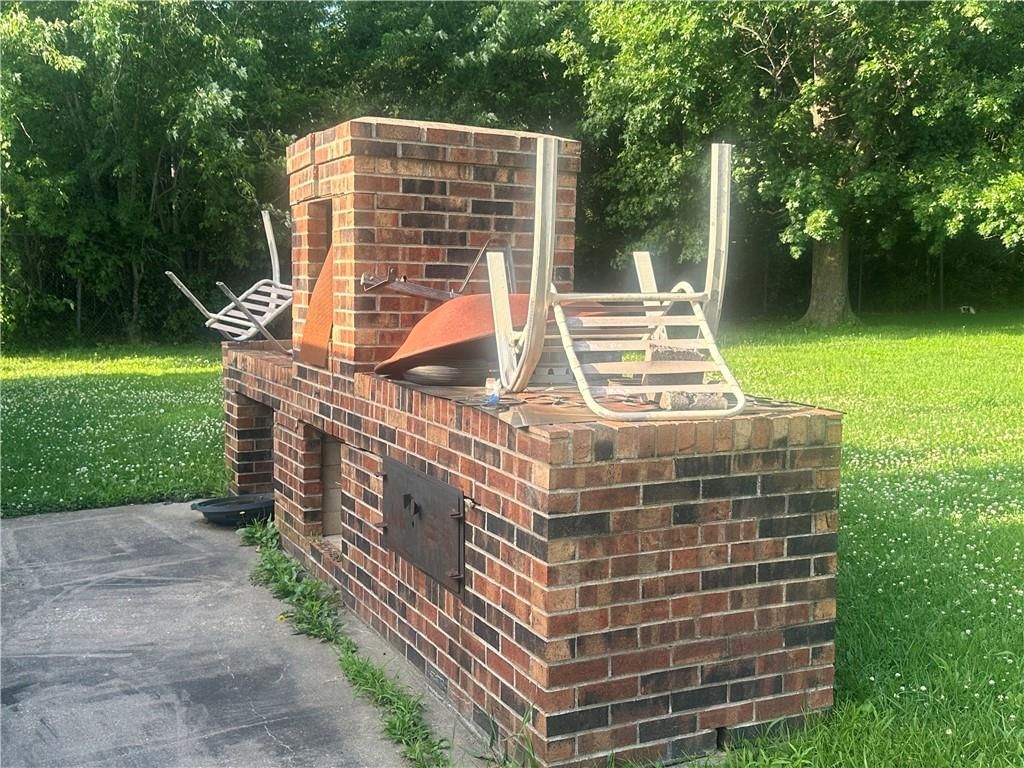 1099 NE 50 Highway — photo 8