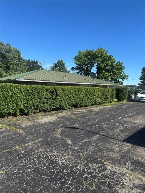 1099 NE 50 Highway — photo 24