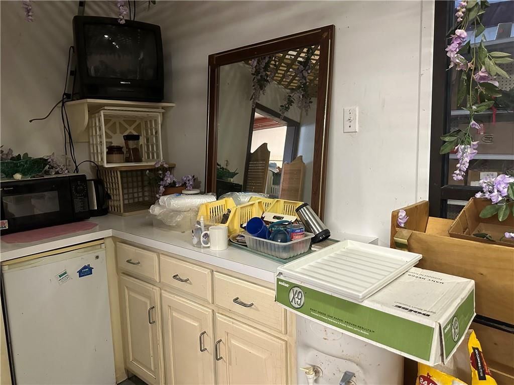 1099 NE 50 Highway — photo 38